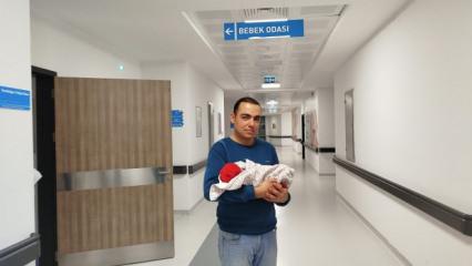 Niğde'de yeni yılın ilk bebeği Aslı Nur saat 00.55'te doğdu