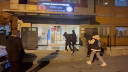 1 aylık bebeğini kış g&uuml;n&uuml; durağa bırakmıştı! Vicdansız anne yakalandı