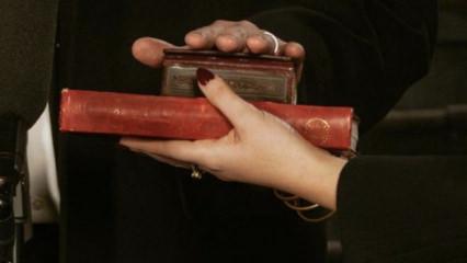  ABD'nin kalbinde Osmanlı m&uuml;hr&uuml;! Mamdani'nin yemin i&ccedil;in el bastığı Kur'an dikkat &ccedil;ekti