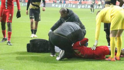 Amed'in yıldızına 25 dikiş atıldı: Operasyon 1,5 saat s&uuml;rd&uuml;