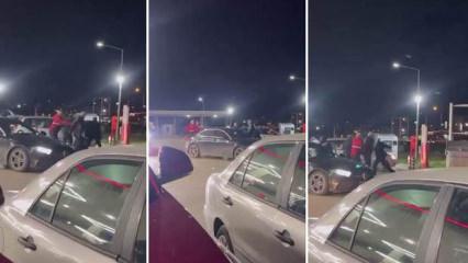 Benzinlikteki tekmeli yumruklu kavga kamerada