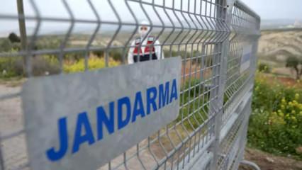 Bitlis'te kuduz vakası tespit edilen k&ouml;y karantinaya alındı