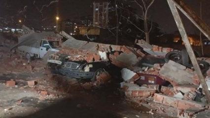 Bursa'da lodos duvarı devirdi, altında kalan 10 ara&ccedil; hasar g&ouml;rd&uuml;