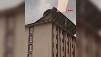 Bursa&rsquo;da şiddetli fırtına &ccedil;atıları u&ccedil;urdu