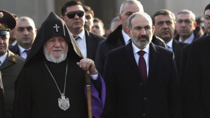 Paşinyan ile kilise iyice gerildi! "Azerbaycan'a taviz" su&ccedil;laması