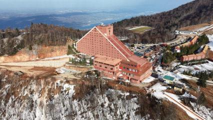 Kartepe'nin zirvesindeki &uuml;nl&uuml; otel m&uuml;h&uuml;rlendi