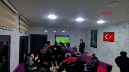 Osmaniye&rsquo;de itfaiyecilerin S&uuml;per Kupa final ma&ccedil;ını izlerken g&ouml;reve &ccedil;ıkışı anları kamerada