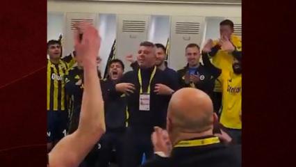 Sadettin Saran galibiyet sonrası soyunma odasına indi: Siz benim ailemsiniz