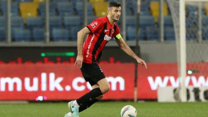 S&uuml;per Lig ekibi takım kaptanının s&ouml;zleşmesini feshetti