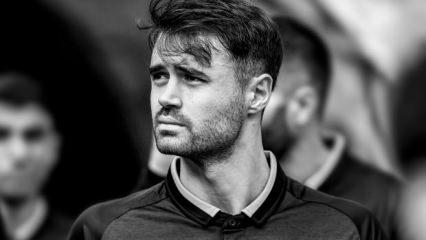 'T&uuml;rk futbolunun beyefendisi' Ahmet &Ccedil;alık vefatının 4'&uuml;nc&uuml; yılında anılıyor