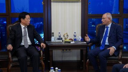 &Ccedil;in Kom&uuml;nist Partisi heyeti AK Parti'de