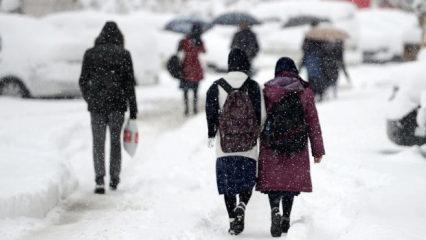 &Ouml;ğrenciler 1 g&uuml;n tatil yapacak! 5 il&ccedil;ede daha eğitime ara verildi