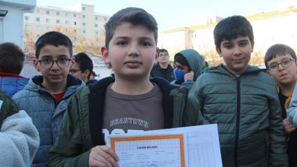 Takdir alan &ouml;ğrenci: Asıl belgeyi Gazze&rsquo;deki kardeşlerimiz almalı