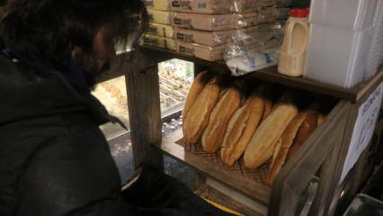 Bayat ekmek fiyatına sıcak ekmek satan esnaf: Ben bir verdim, Allah bize 10 verdi