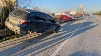 Antalya'da akılalmaz kaza: Bariyerde asılı kaldı!