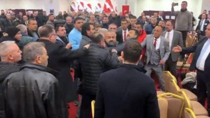 Edirne Şof&ouml;rler ve Otomobilciler Esnaf Odası genel kurulunda kavga &ccedil;ıktı!