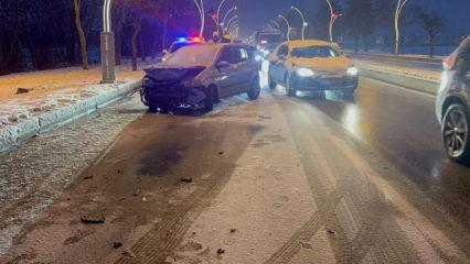 Edirne'de kar yağışında zincirleme kaza: 9 ara&ccedil; birbirine girdi