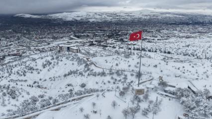 Elazığ&rsquo;da kış masalı: Kartpostalları aratmıyor!
