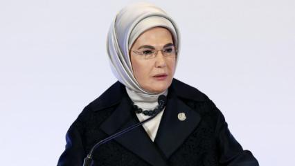 Emine Erdoğan'dan hekimlik mesajı: Hikmet kozasından doğmuş bir bilgelik mesleğidir