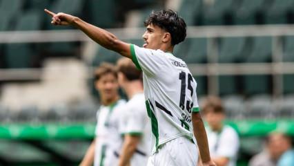 Galatasaray'la anlaşamayan 17'lik yıldız adayı Fenerbah&ccedil;e'yle temas halinde