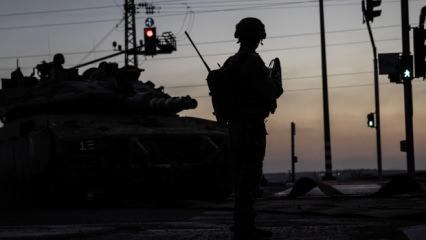 İsrail askerleri Suriye topraklarından 250 ke&ccedil;i &ccedil;aldı