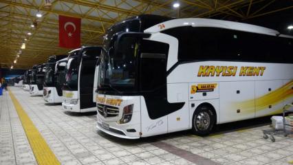 Kar yolları kesti, şehirlerarası otob&uuml;s seferleri durdu