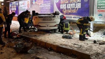 Kaza sonrası alev alan otomobilde can pazarı: 2'si ağır 3 yaralı