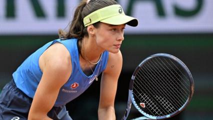 Milli tenis&ccedil;i Zeynep S&ouml;nmez, Avustralya A&ccedil;ık elemelerinde 2. tura y&uuml;kseldi