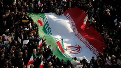 Protestolarda son durum! Trump s&ouml;yledi, İran'da &ouml;l&uuml; sayısı a&ccedil;ıklandı