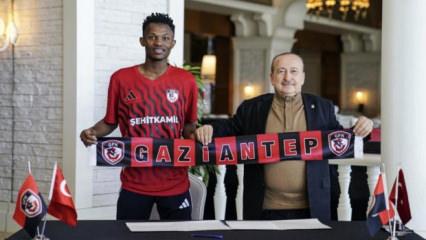 S&uuml;per Lig ekibinden bir transfer daha! 2005 doğumlu yıldız adayı imzayı attı