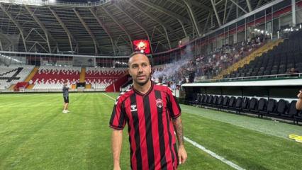 S&uuml;per Lig'de 2 şampiyonluk yaşamıştı: Efsane futbolcu 2. Lig ekibine transfer oldu