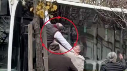 &Uuml;sk&uuml;dar'da İETT şof&ouml;r&uuml; otob&uuml;s camından &ccedil;ıkıp kavgaya karıştı