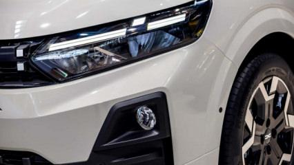 Yeni Dacia Sandero T&uuml;rkiye'de satışa sunuldu! En ucuz otomobil oldu! İşte fiyatı