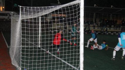 Kocaeli'de şampiyonluğun gideceğini anlayan takım bile isteye gol yedi