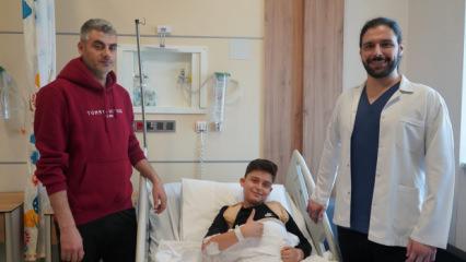 Batman'da ameliyat edilen &ccedil;ocuğun bel kemikleri &ccedil;ıkarılıp tekrar takıldı