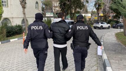 Belediye otob&uuml;s&uuml;nde dehşet! &ldquo;Yan baktınız&rdquo; diyerek otob&uuml;ste 2 kişiye bı&ccedil;ak &ccedil;ekti!