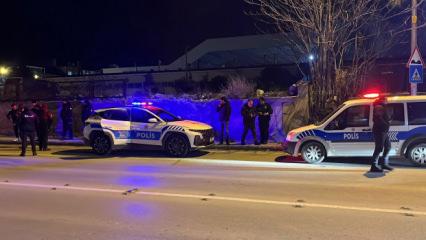 Bı&ccedil;aklayan 17, yaralanan 17 yaşında: Arkadaş kavgasında kan aktı!