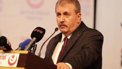 Destici'den bayrağa saldırıya tepki: T&uuml;rk&rsquo;e kefen bi&ccedil;enin &ouml;l&uuml;m&uuml; korkun&ccedil; olur!