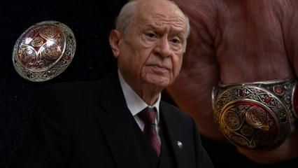 Fettahoğulları m&uuml;hr&uuml; ve dualar: Bah&ccedil;eli'nin y&uuml;z&uuml;ğ&uuml;ndeki sır