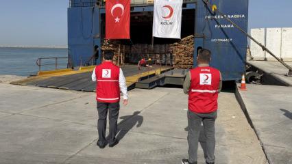 Gazze&rsquo;ye 1400 tonluk insani yardım taşıyan T&uuml;rk Kızılay gemisi El Ariş limanına ulaştı