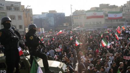 İran istihbaratından ağ operasyonu: 134 saha elemanı ve lider kadro g&ouml;zaltında!