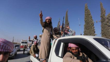 Suriye'nin en b&uuml;y&uuml;k aşiretinden SDG'ye darbe: &Ouml;rg&uuml;t&uuml; &ccedil;&ouml;k&uuml;şe g&ouml;t&uuml;ren kritik hamle