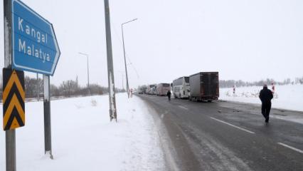 Malatya-Sivas yolu trafiğe kapatıldı! B&ouml;lgede alarm