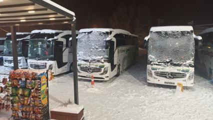 Son yılların en &ccedil;etin kışı! Sivas'ta 700 kişi mahsur kaldı