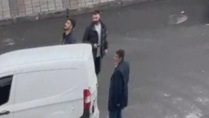 Sultangazi'de g&uuml;nd&uuml;z vakti aile dehşeti! Sokak ortasında silahlar &ccedil;ekildi