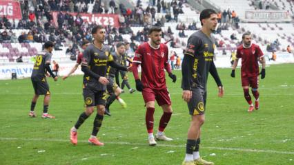S&uuml;per Lig efsaneleri 2. Lig'de karşılaştı! 5-0'lık tarihi skor