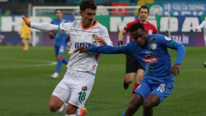 S&uuml;per Lig'de nefes kesen ma&ccedil;! İlk yarıda 2 kırmızı kart, ikinci yarıda 2 gol