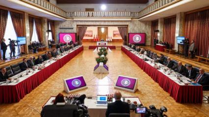 TBMM Başkanı Kurtulmuş, tarihi komisyon &uuml;yeleriyle g&ouml;r&uuml;şt&uuml;