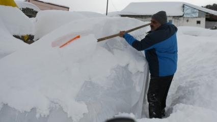 T&uuml;rkiye karla kaplandı! İstanbul'da hafta sonu sağanak yağış bekleniyor... 