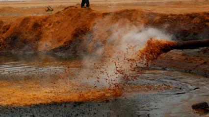T&uuml;rkiye'ye teklif etmişlerdi: B&ouml;lgede tarihi gelişme! Petrol &ccedil;ıkarılmaya başlandı